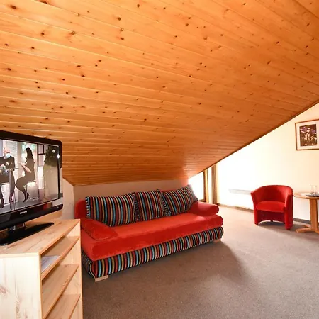 Lesnica بيت ضيافة